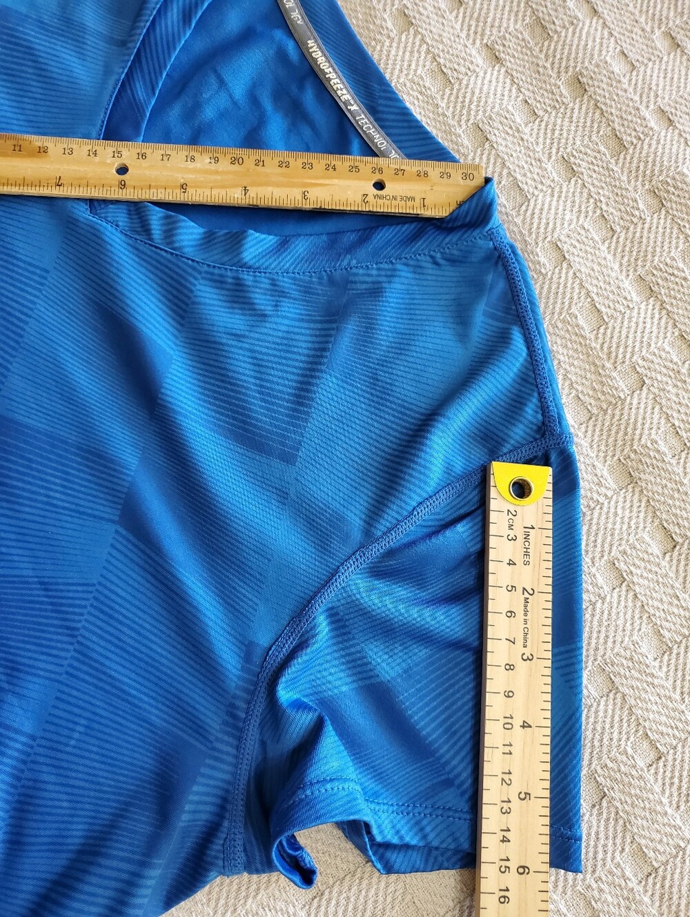 Arctic Cool Women's V-Neck Performance Tees Lot Blue Geometric Activewear Sz M - Picture 12 of 15